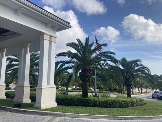 Riviera Country Club