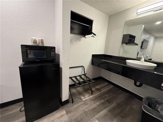 Motel Seattle WA South bathroom