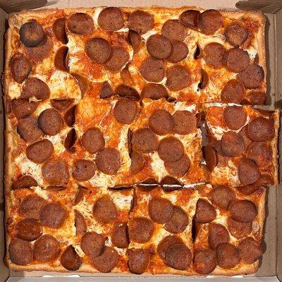 Square pizza with veg roni