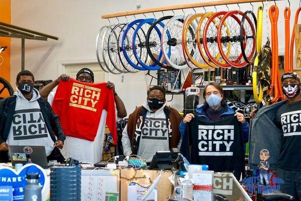 Rich City Rides