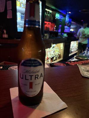 Broadway Cocktail Lounge