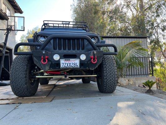 Jeep with new steering parts