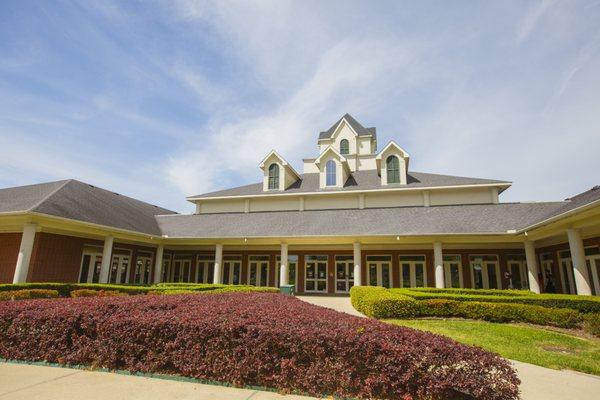 Brooks-Shivers Dining Hall