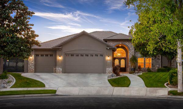 Seven Oaks Grand Island