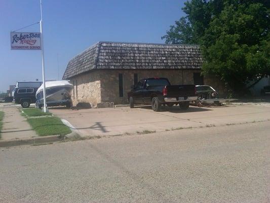 Robertson Racing & Automotive