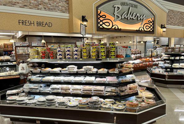 Henning's Supermarket
