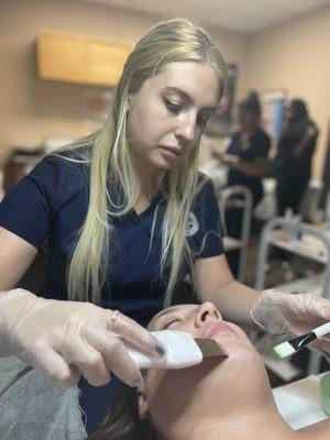 Florida Academy of Medical Aesthetics Facial Specialist License Class