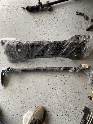 Powdercoated gloss black subframe