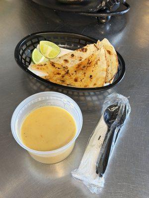 Mercimek çorbası - lentil soup