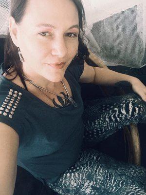 My burnt eyelids deejay waxed presently seeking a lawyer to sue