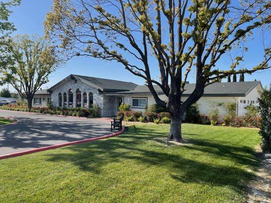 The view from the street when pulling in to the entrance.