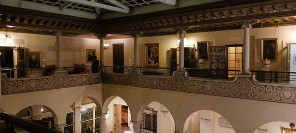 Loyola at Cuneo Mansion and Gardens