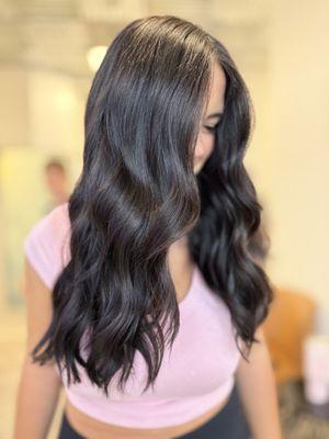 Dark brown Gloss over highlights for subtle dimension