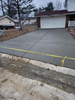 A W Concrete & Construction