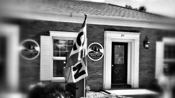 JR Schoon - Greenridge Realty