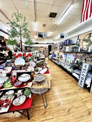 Denault's Ace Hardware