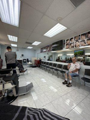 El Norte Barber shop