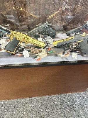 Tiger striped Desert Eagle as well as Black and Gold Desert Eagle