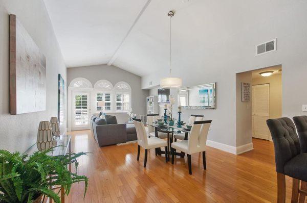 Reena Loans & Real Estate