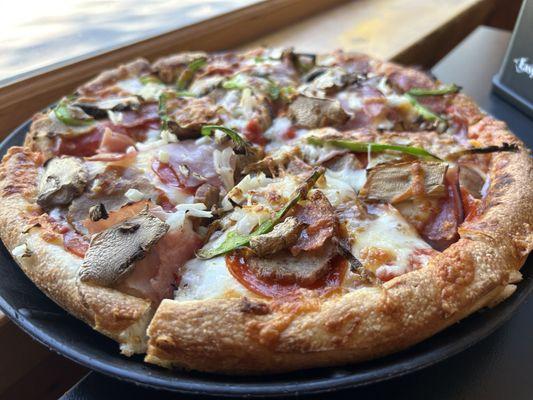 Riverside House of Pizza