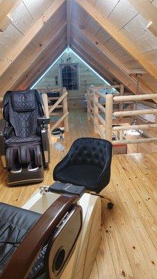 Mickey's Full Service Salon