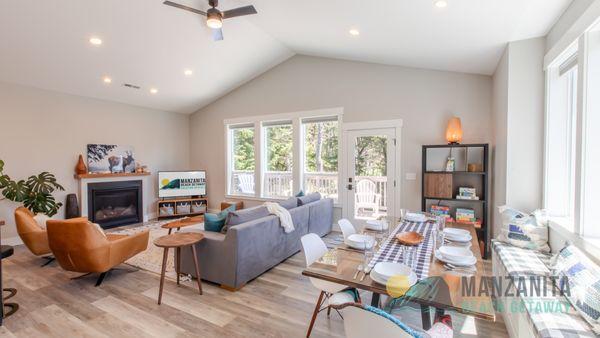 Hemlock heights is amazing and open for easy entertaining. Hot tub and allergen free.