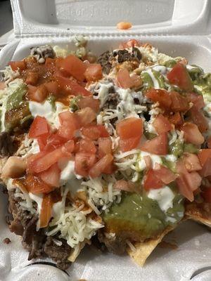 Carne asada nachos