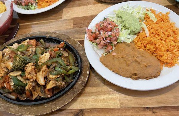 Vegetarian fajitas with rice & beans