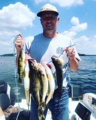 Tight-Lines Guide Service