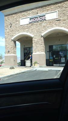 Monterey Palms Liquor