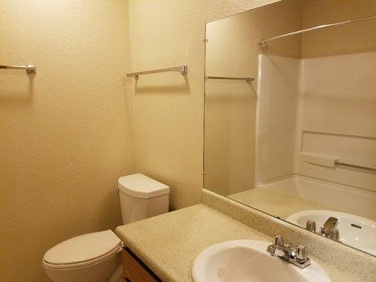 Creekside Apartments At Wikiup