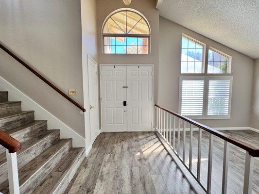 Julian’s Painting and Flooring