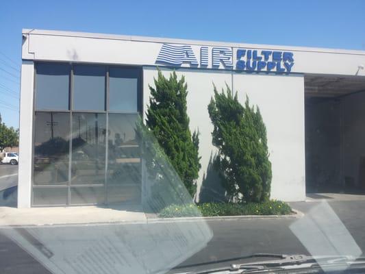 There location is on the Corner of Miraloma and Red Gum St