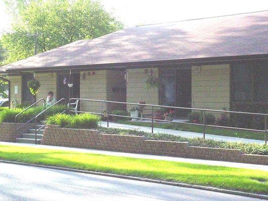 Garden Court East Apartments