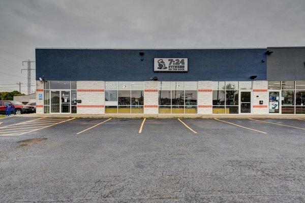 7:24 Fitness on the Rock