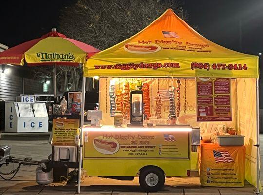 Hot Diggity Dawgs and More