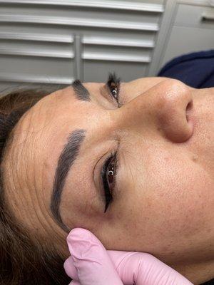 PERMANENT EYELINER