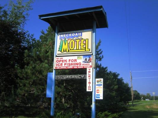 Necedah Motel