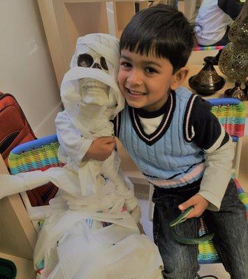 Hug a mummy today!