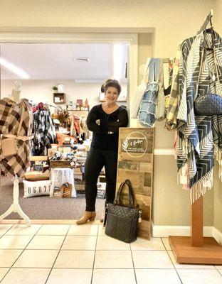 Karenoughcrafts & Boutique