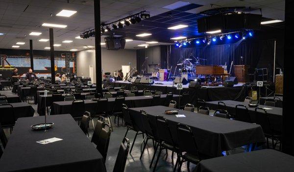 RHYTHMS LIVE MUSIC HALL