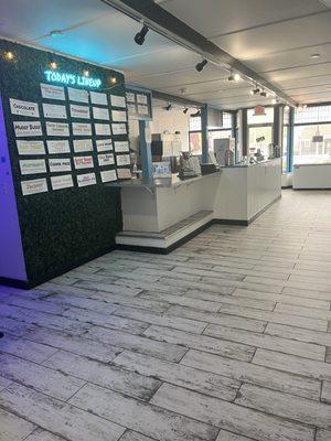 Holy Cow Ice Cream Cafe