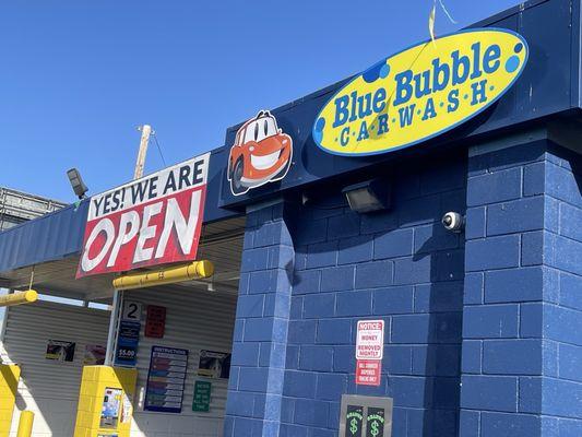 Open and ready to steal your money! Come on in today so we can steal your money too! Fkn SCAM.