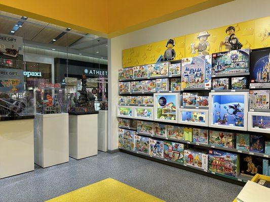 Lego Store