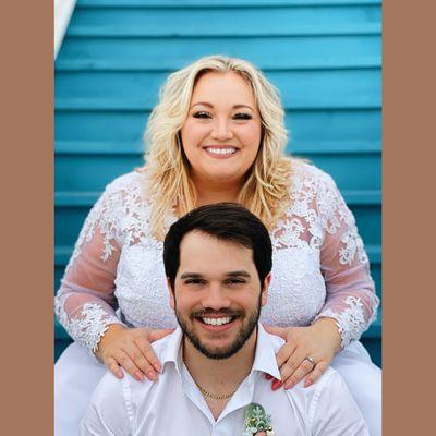 It was so easy to do my own hair for my wedding. Jacie cut and colored it natural and simple, just the way I like it. It was perfect!