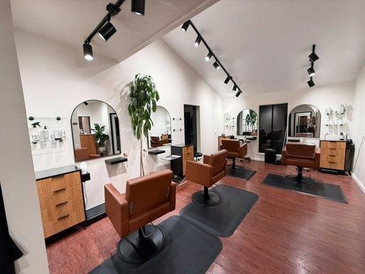 Jagged Salon & Spa