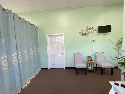 QIQI Massage LLC