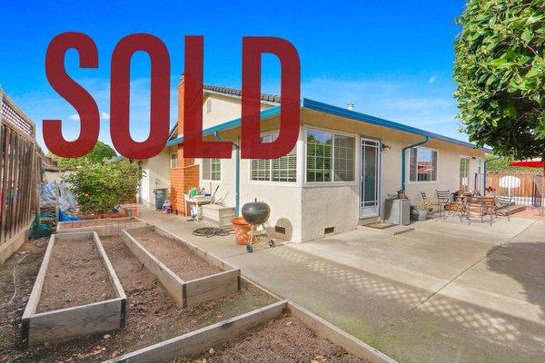 Mena Fakhr - Legacy Real Estate & Associates