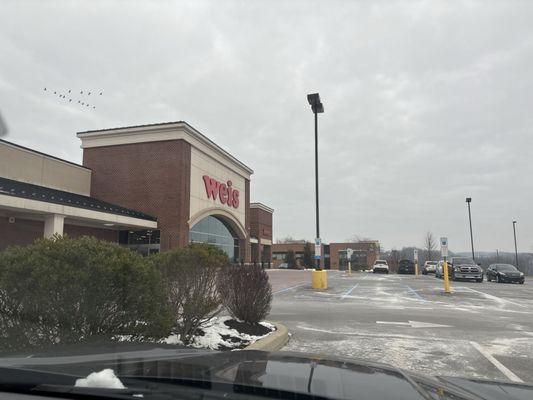 Weis Markets
