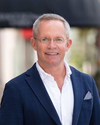 Erik Abrahamson, Senior Partner